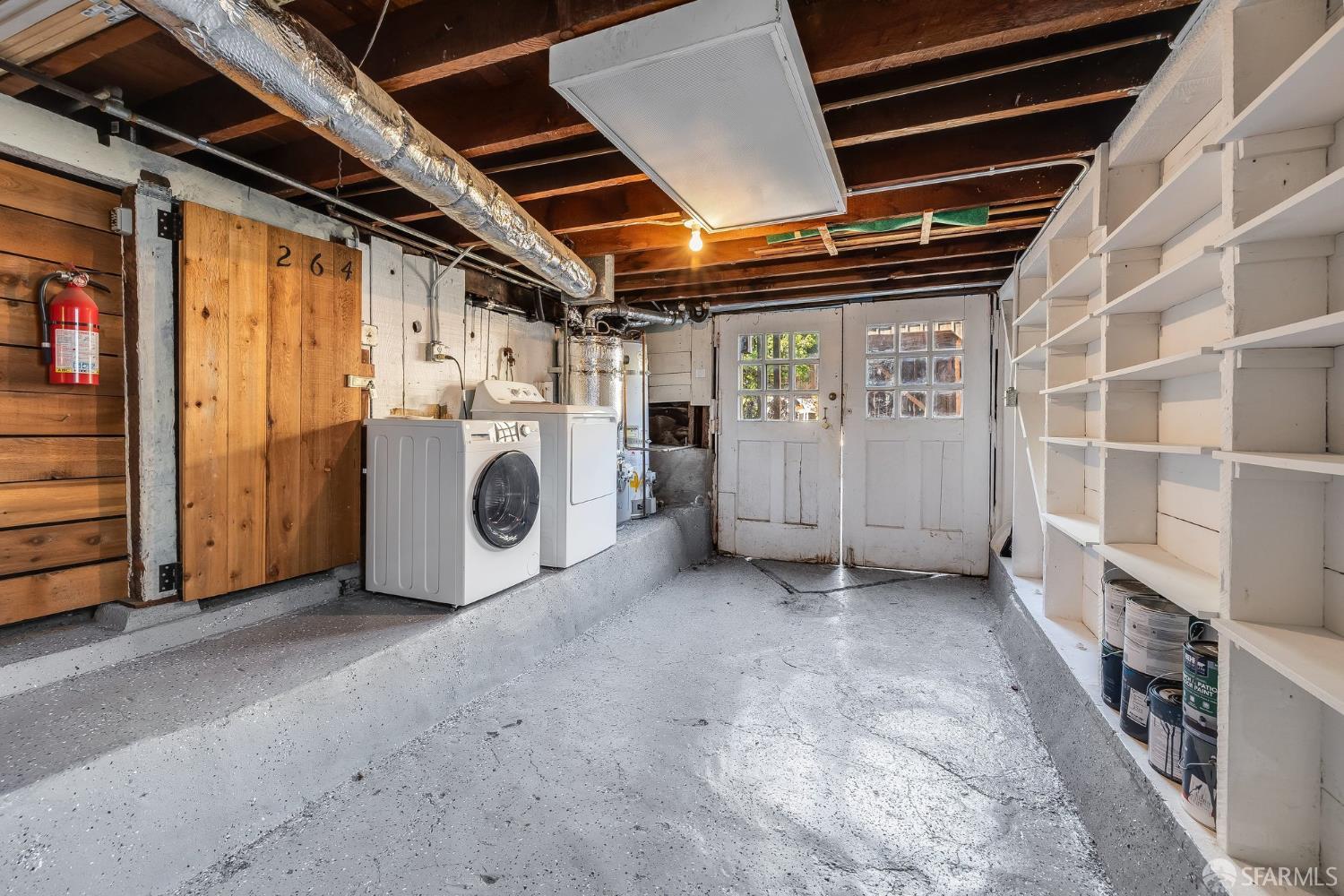 Detail Gallery Image 30 of 42 For 262 Henry St, San Francisco,  CA 94114 - 2 Beds | 1 Baths