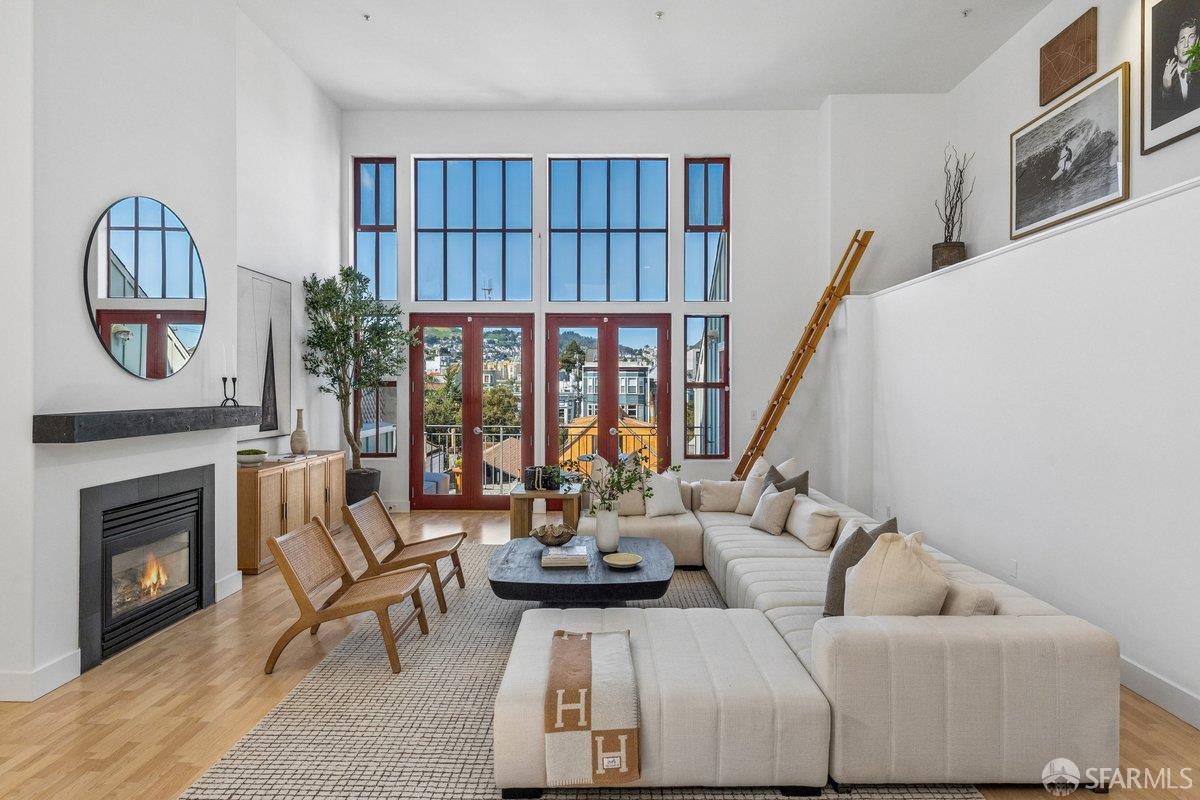 Detail Gallery Image 4 of 38 For 2132 Folsom St #3,  San Francisco,  CA 94110 - 1 Beds | 1/1 Baths