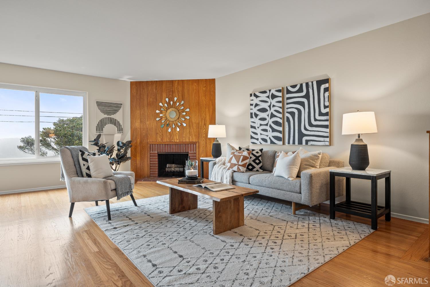 Front Image Thumbnail for SF426118307