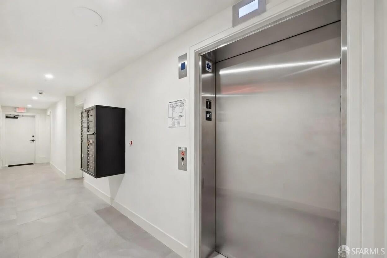 Detail Gallery Image 24 of 26 For 986 S Van Ness Ave #503,  San Francisco,  CA 94110 - 2 Beds | 1 Baths