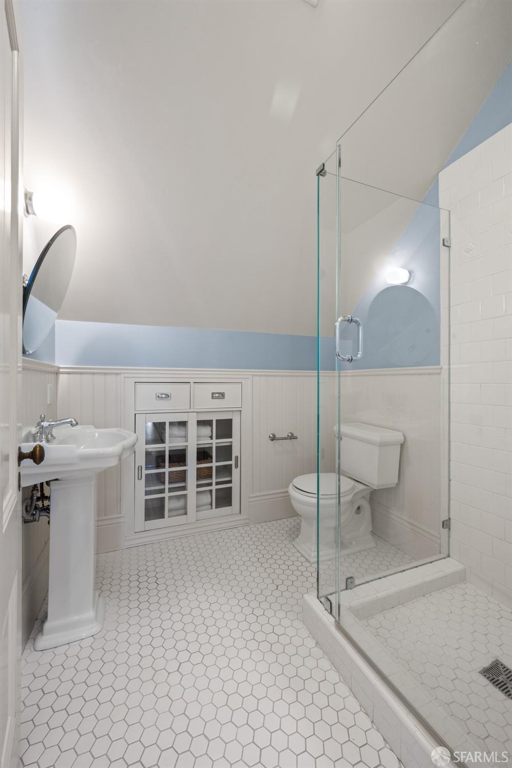 Detail Gallery Image 51 of 77 For 2700 California St, San Francisco,  CA 94115 - 6 Beds | 5/1 Baths