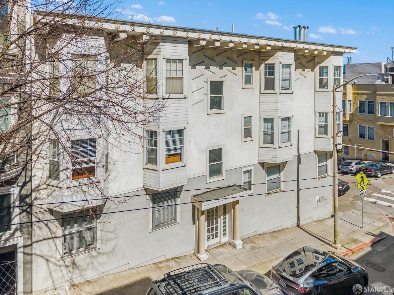 Front Image Thumbnail for SF426118373