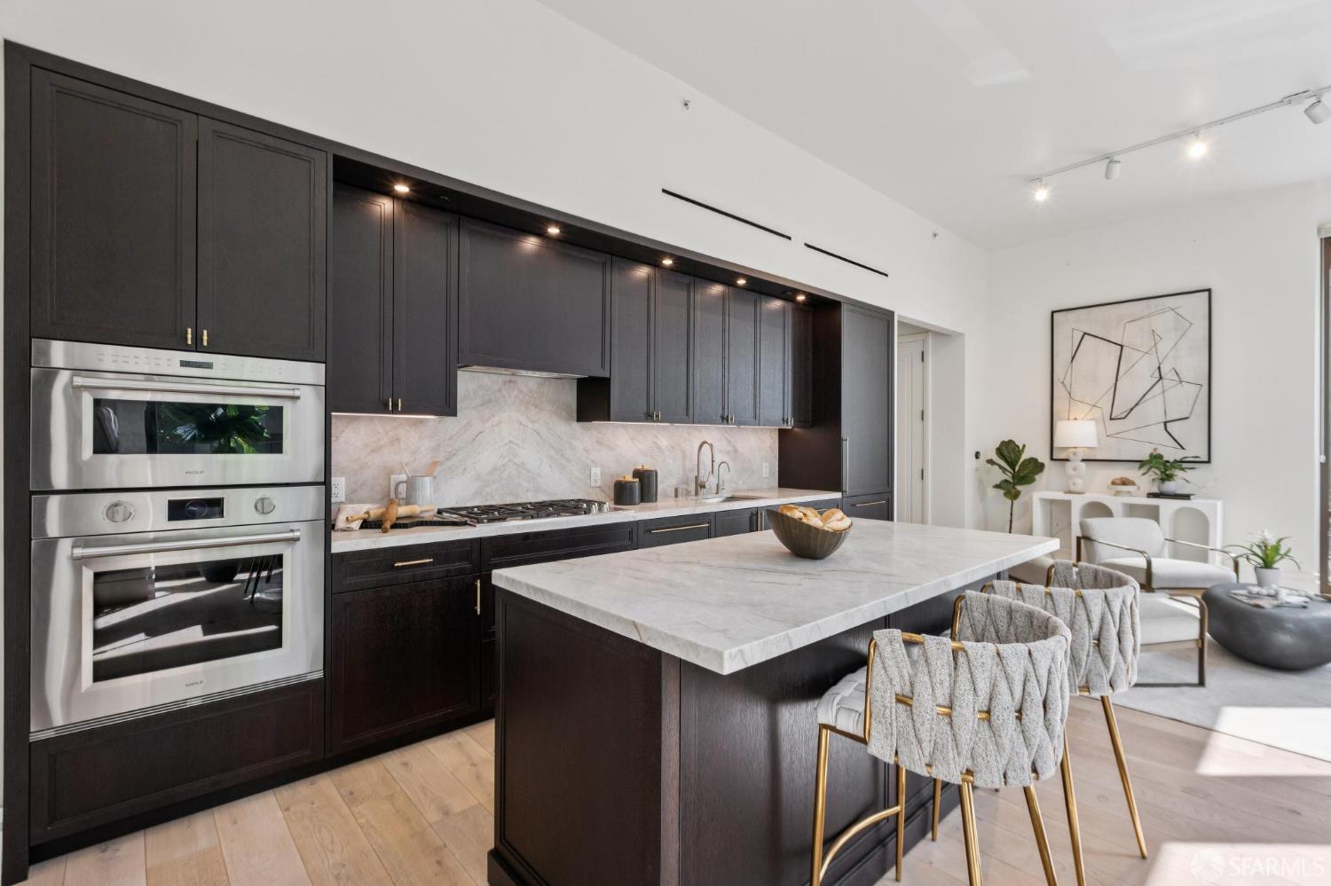 Photo #13: 426104319 Listing: Photo #13