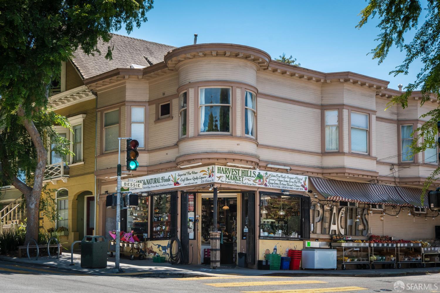 Detail Gallery Image 69 of 90 For 166 Highland Ave, San Francisco,  CA 94110 - 4 Beds | 2 Baths