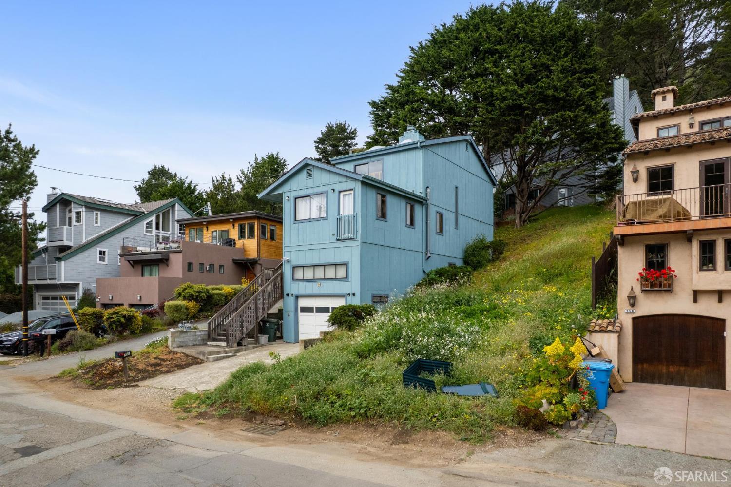 Detail Gallery Image 4 of 19 For 755 Rockaway Beach Ave, Pacifica,  CA 94044 - – Beds | – Baths