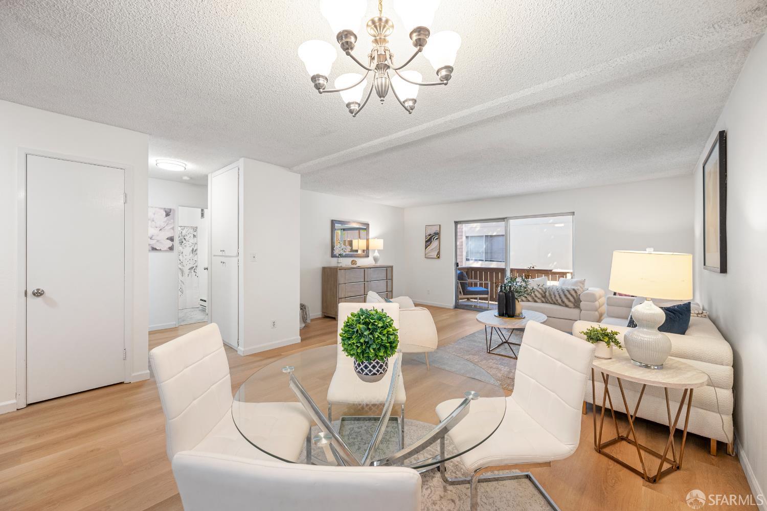 Detail Gallery Image 7 of 56 For 1327 Webster St #B210,  Alameda,  CA 94501 - 2 Beds | 1 Baths