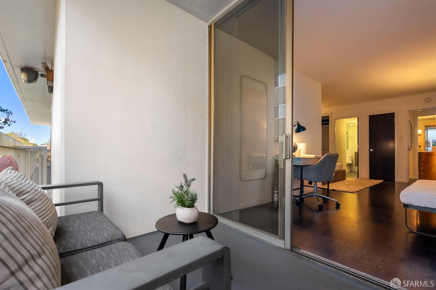 Photo #19: 426117093 Listing: Photo #19