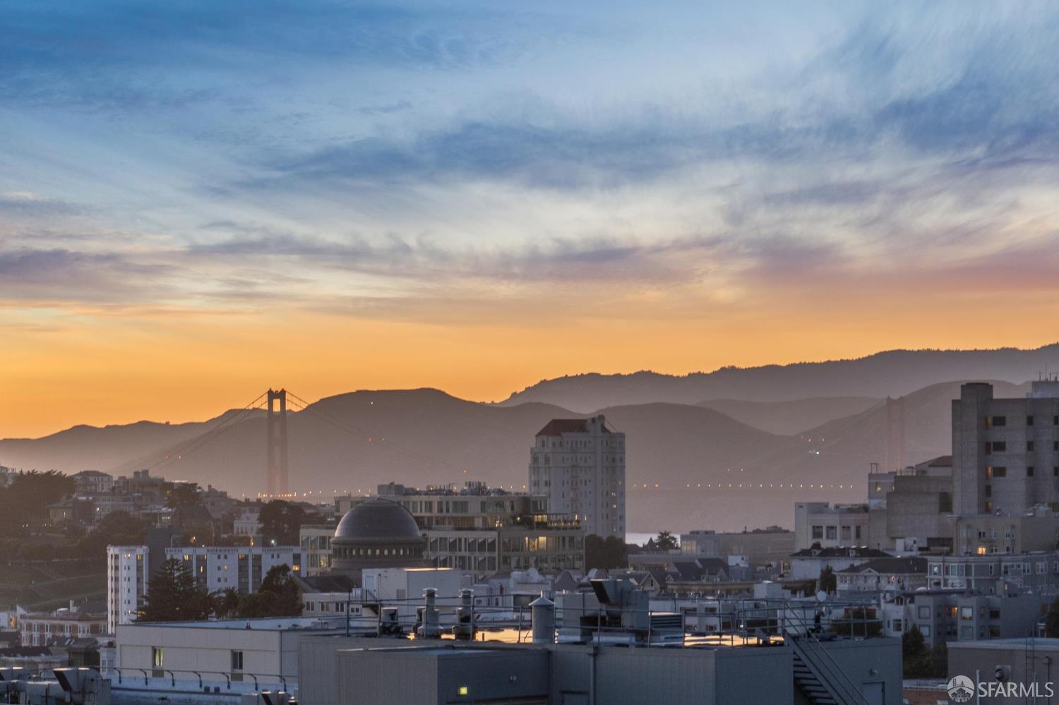 Detail Gallery Image 3 of 22 For 1200 Gough St 17b,  San Francisco,  CA 94109 - 0 Beds | 1 Baths