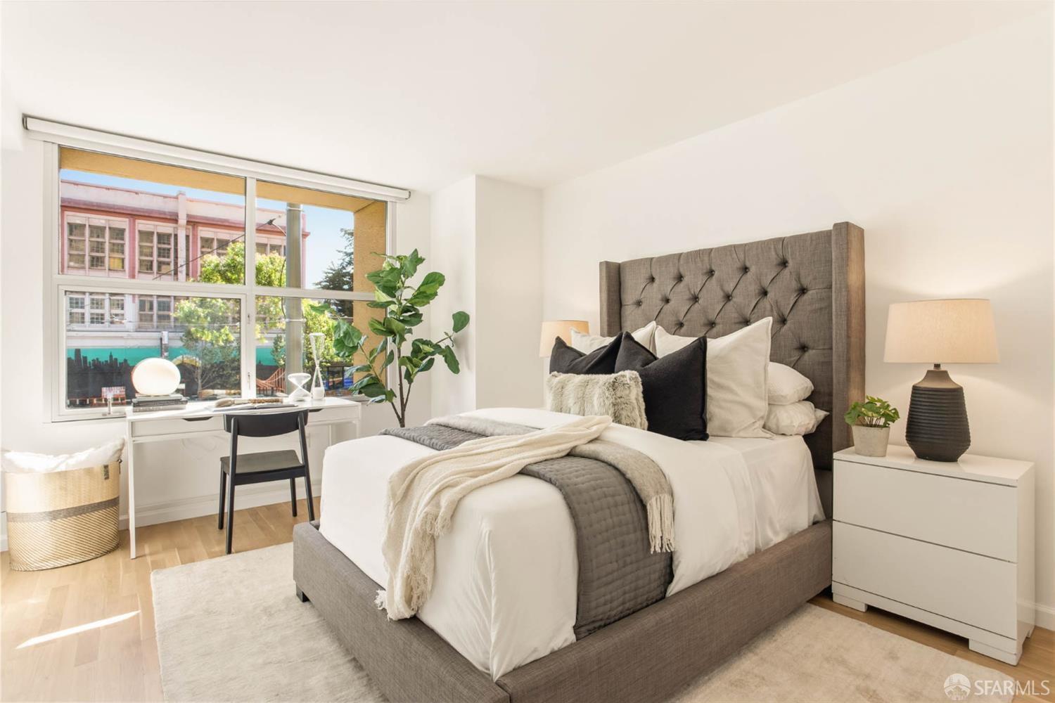 Detail Gallery Image 7 of 21 For 1701 Jackson St #103,  San Francisco,  CA 94109 - 2 Beds | 1 Baths