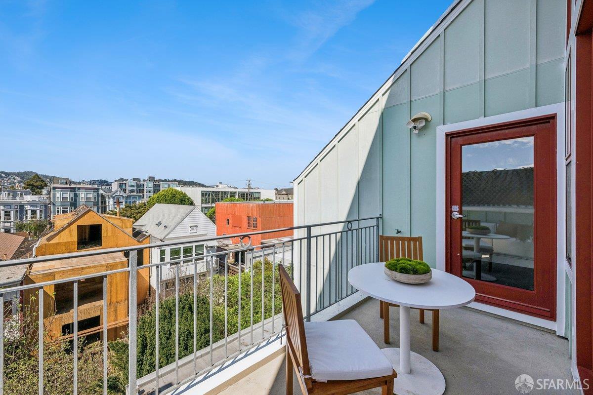 Detail Gallery Image 22 of 38 For 2132 Folsom St #3,  San Francisco,  CA 94110 - 1 Beds | 1/1 Baths