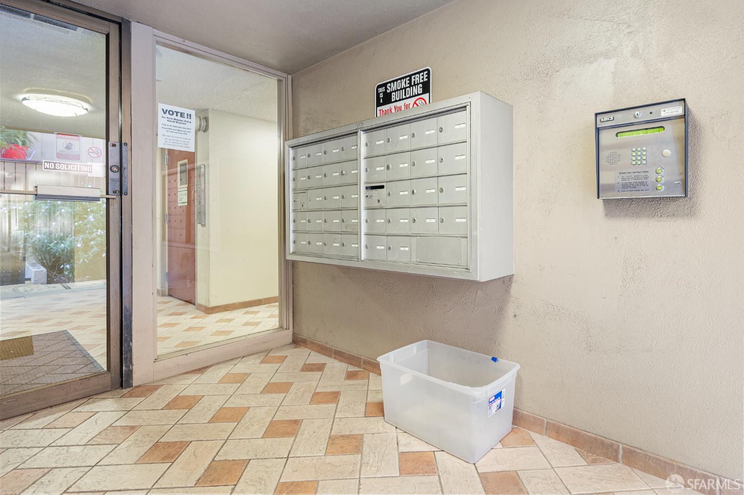 Detail Gallery Image 45 of 56 For 1327 Webster St #B210,  Alameda,  CA 94501 - 2 Beds | 1 Baths