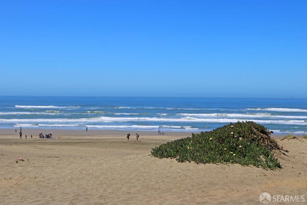 Detail Gallery Image 42 of 46 For 3626 Ulloa St, San Francisco,  CA 94116 - 3 Beds | 1/1 Baths