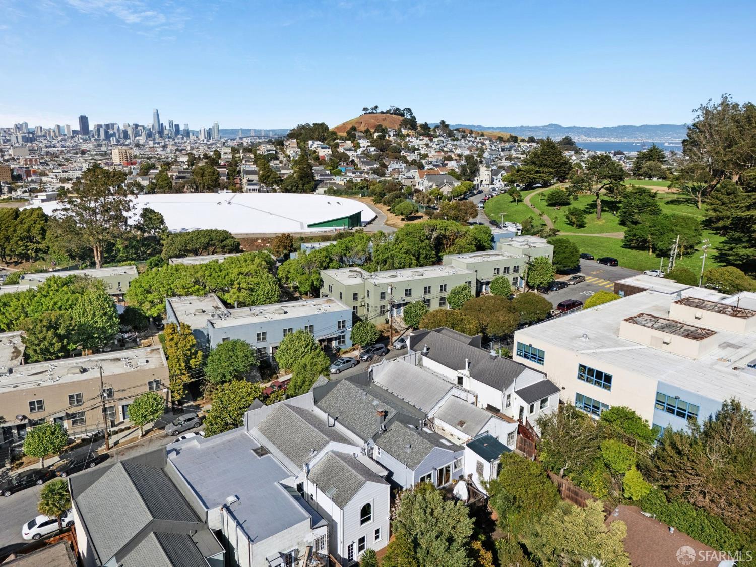 Detail Gallery Image 58 of 90 For 166 Highland Ave, San Francisco,  CA 94110 - 4 Beds | 2 Baths