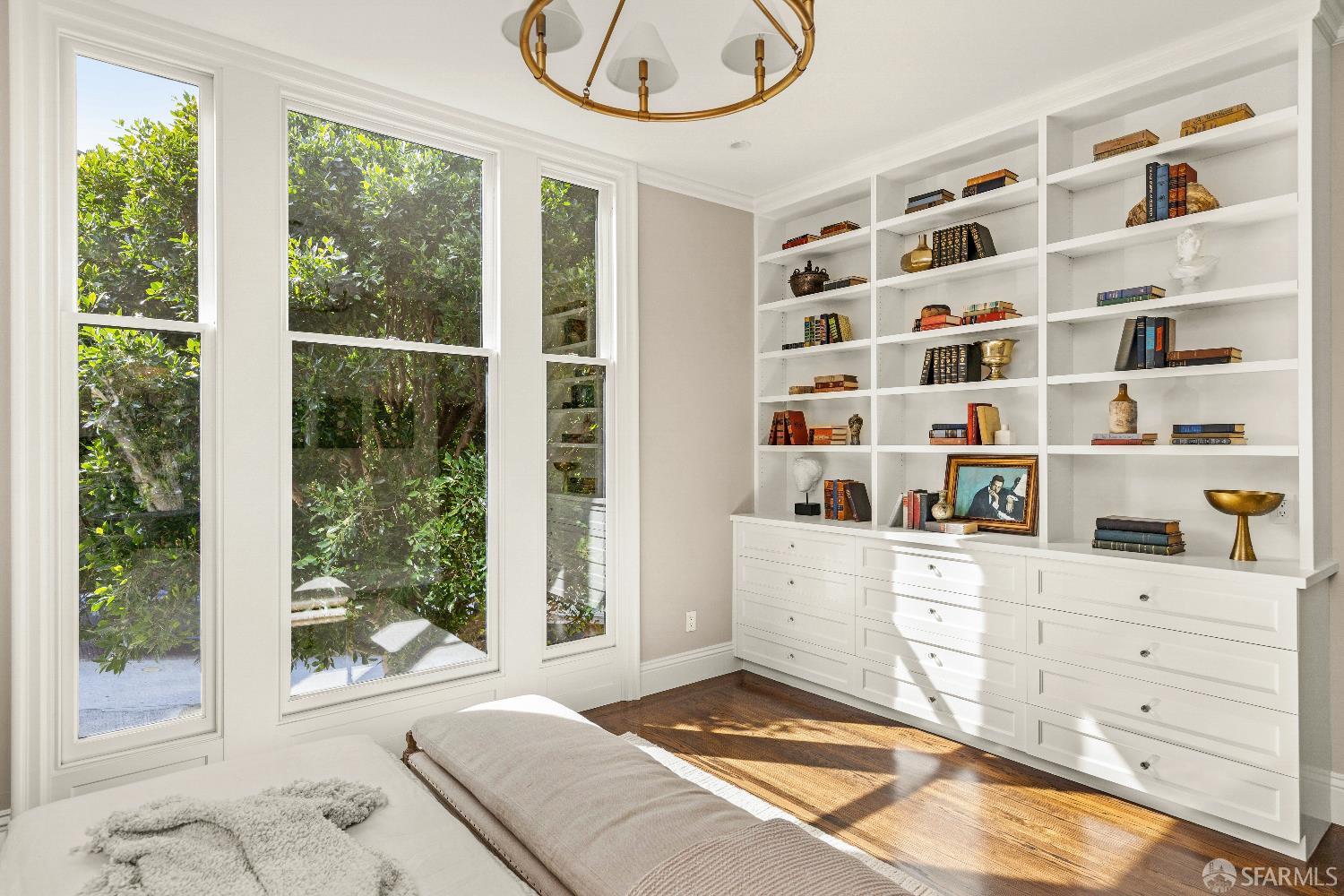 Detail Gallery Image 20 of 33 For 3232 Pacific Ave, San Francisco,  CA 94118 - 4 Beds | 3/1 Baths