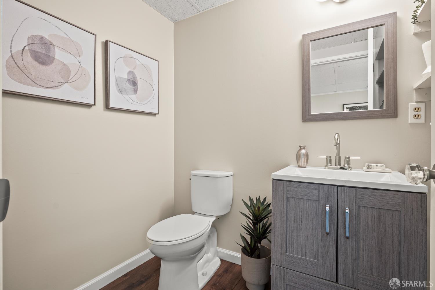 Detail Gallery Image 26 of 33 For 81 Southridge Way, Daly City,  CA 94014 - 3 Beds | 2/1 Baths