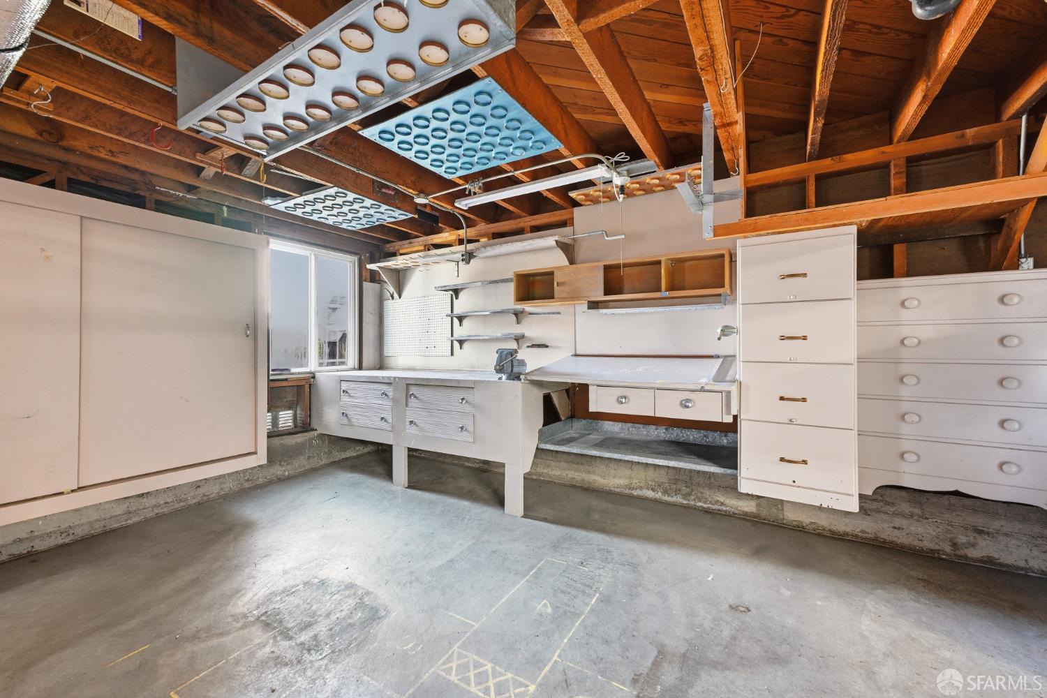 Detail Gallery Image 39 of 46 For 3626 Ulloa St, San Francisco,  CA 94116 - 3 Beds | 1/1 Baths