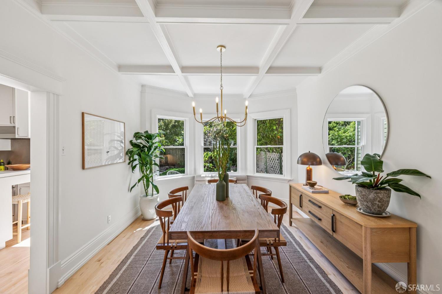 Detail Gallery Image 5 of 31 For 4245 25th St, San Francisco,  CA 94114 - 3 Beds | 1/1 Baths