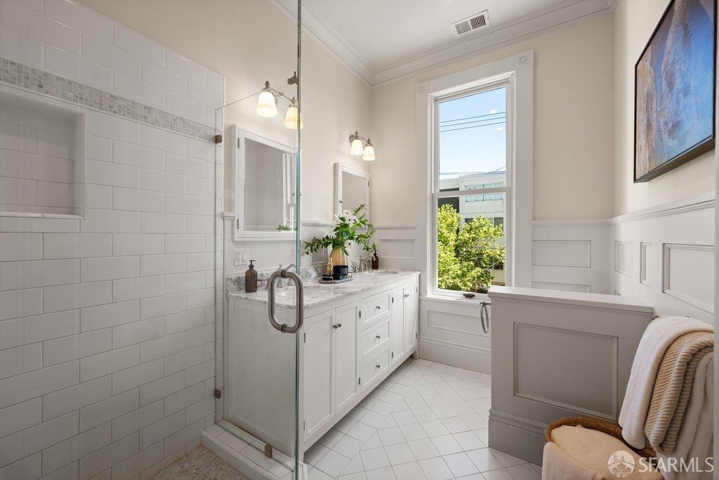 Detail Gallery Image 43 of 77 For 2700 California St, San Francisco,  CA 94115 - 6 Beds | 5/1 Baths