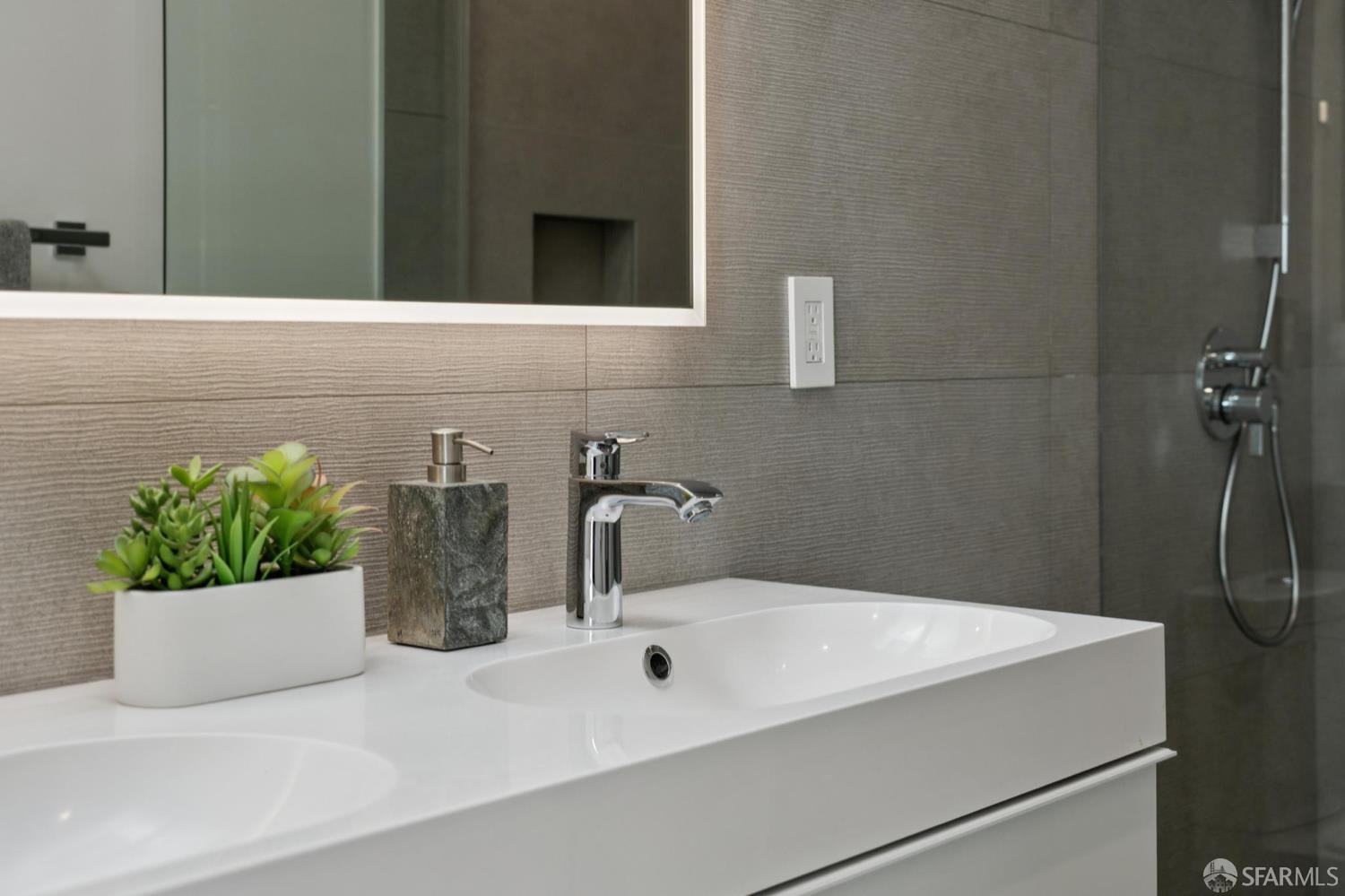 Detail Gallery Image 29 of 88 For 39 Christopher Dr, San Francisco,  CA 94131 - 5 Beds | 4 Baths