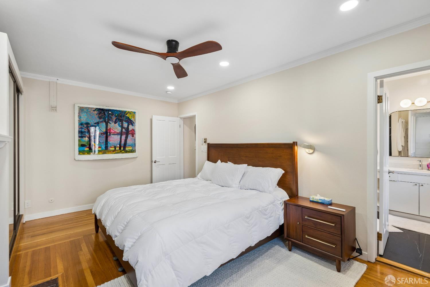 Detail Gallery Image 11 of 21 For 1022 Powell St #2,  San Francisco,  CA 94108 - 2 Beds | 2 Baths