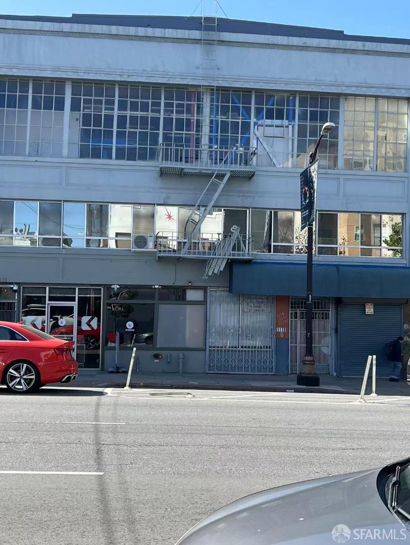 Front Image Thumbnail for SF426118437