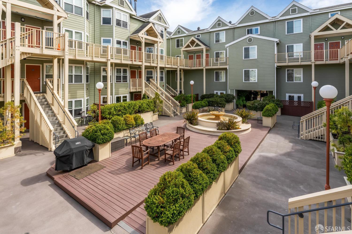 Detail Gallery Image 14 of 19 For 988 Fulton St #311,  San Francisco,  CA 94117 - 2 Beds | 2 Baths