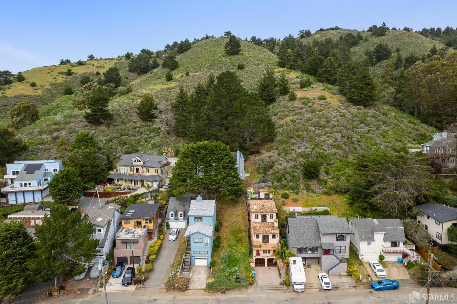 Detail Gallery Image 5 of 19 For 755 Rockaway Beach Ave, Pacifica,  CA 94044 - – Beds | – Baths