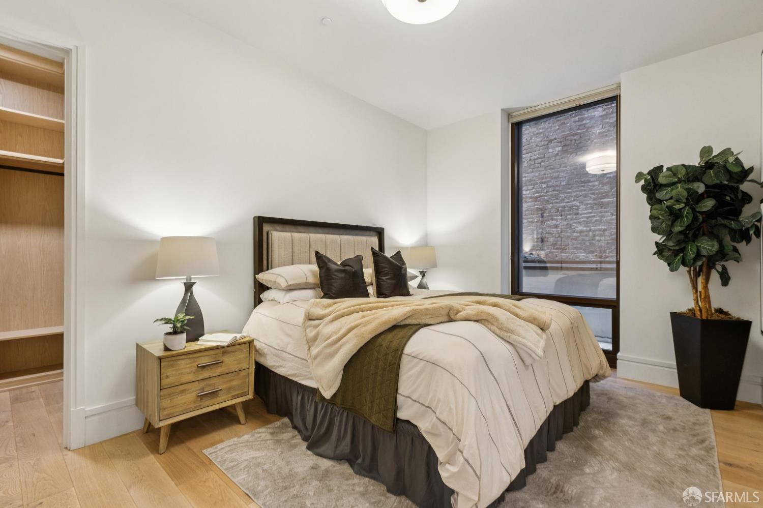 Photo #19: 426104319 Listing: Photo #19