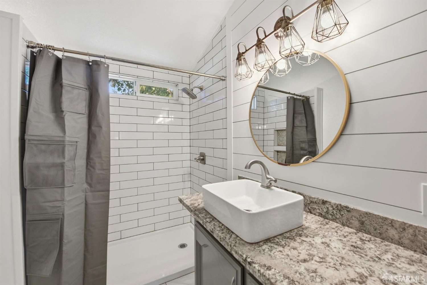 Detail Gallery Image 37 of 42 For 2470 Bourbon Dr, Hayward,  CA 94545 - 3 Beds | 2 Baths