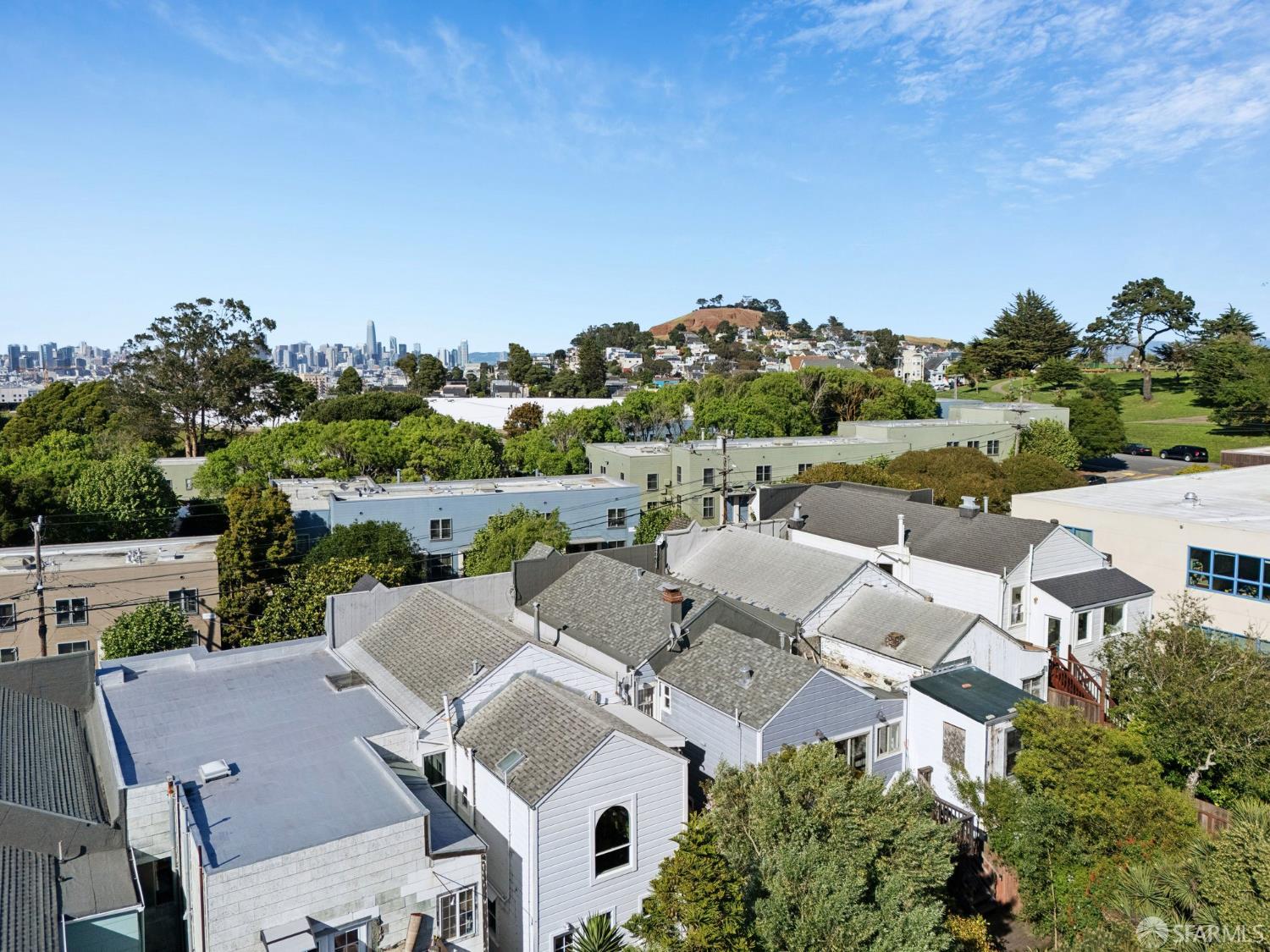 Detail Gallery Image 53 of 90 For 166 Highland Ave, San Francisco,  CA 94110 - 4 Beds | 2 Baths