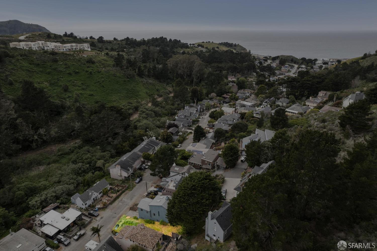 Detail Gallery Image 13 of 19 For 755 Rockaway Beach Ave, Pacifica,  CA 94044 - – Beds | – Baths