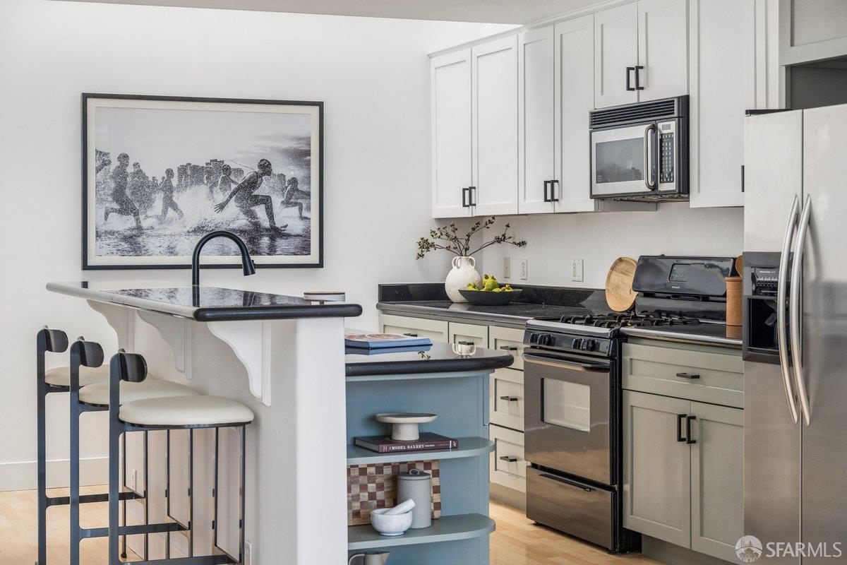 Detail Gallery Image 12 of 38 For 2132 Folsom St #3,  San Francisco,  CA 94110 - 1 Beds | 1/1 Baths