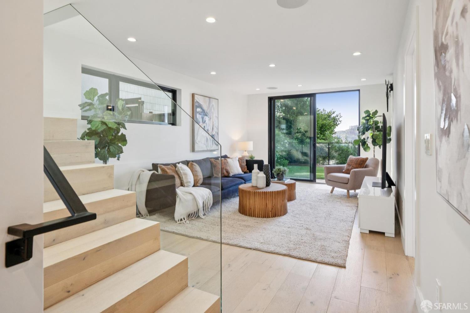 Detail Gallery Image 67 of 88 For 39 Christopher Dr, San Francisco,  CA 94131 - 5 Beds | 4 Baths