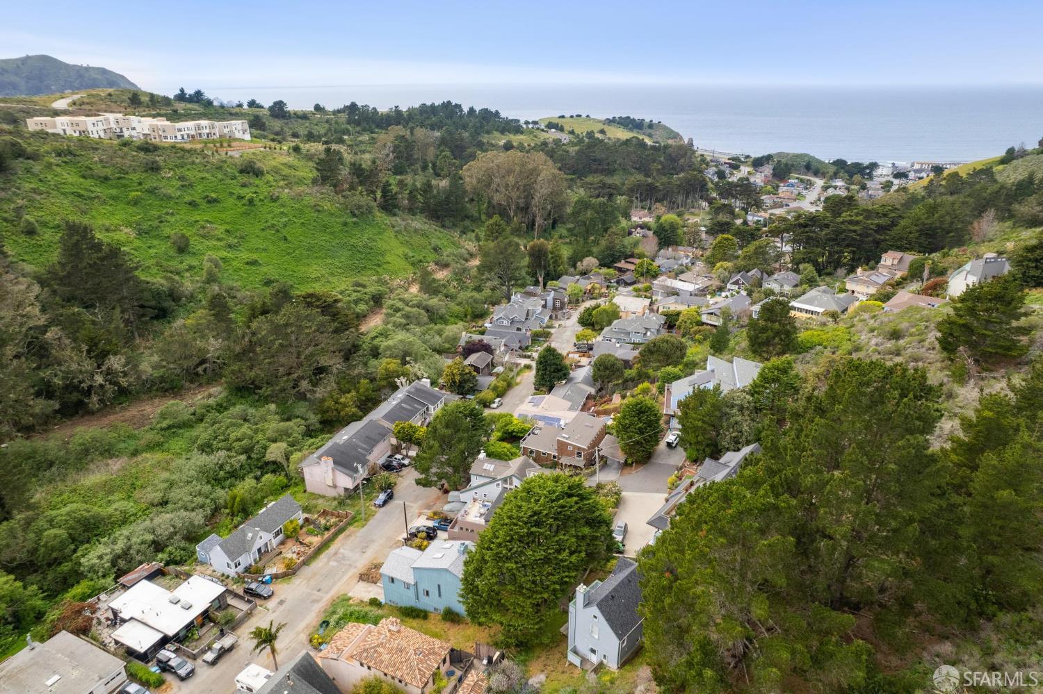 Detail Gallery Image 14 of 19 For 755 Rockaway Beach Ave, Pacifica,  CA 94044 - – Beds | – Baths