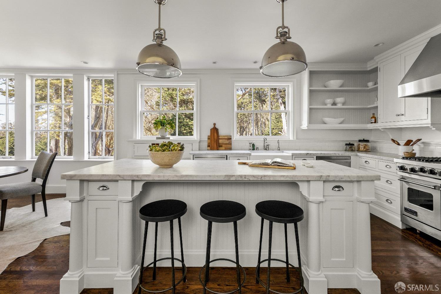 Detail Gallery Image 11 of 33 For 3232 Pacific Ave, San Francisco,  CA 94118 - 4 Beds | 3/1 Baths