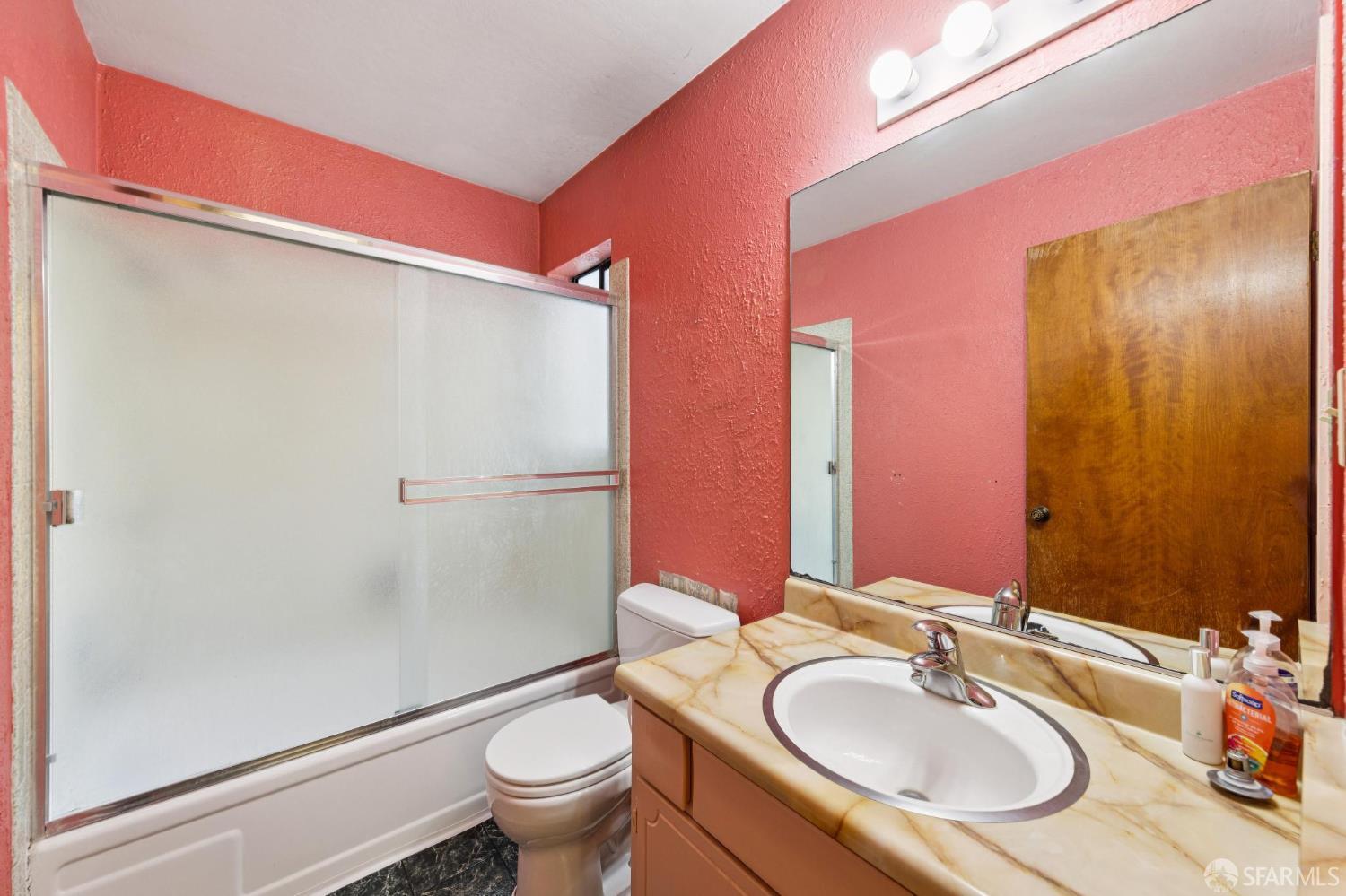 Detail Gallery Image 19 of 41 For 280 Roosevelt Way, San Francisco,  CA 94114 - – Beds | – Baths