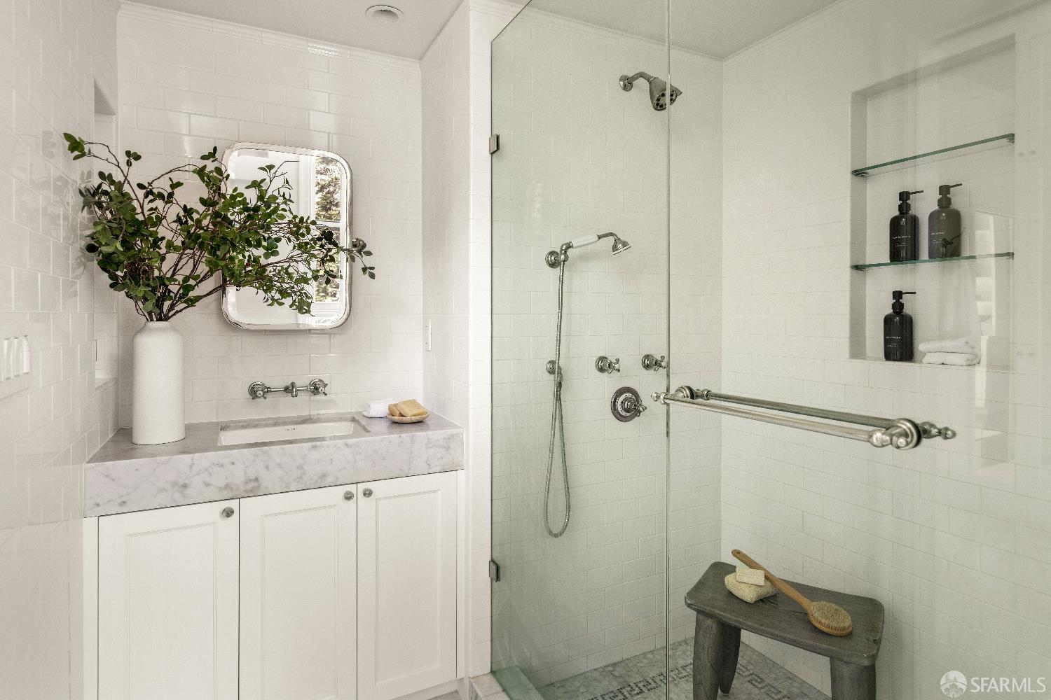 Detail Gallery Image 21 of 33 For 3232 Pacific Ave, San Francisco,  CA 94118 - 4 Beds | 3/1 Baths