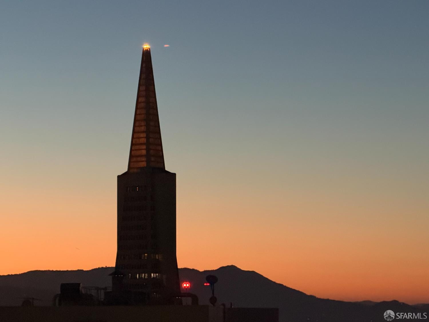 Detail Gallery Image 50 of 53 For 301 Mission St 49b,  San Francisco,  CA 94105 - 3 Beds | 3/1 Baths