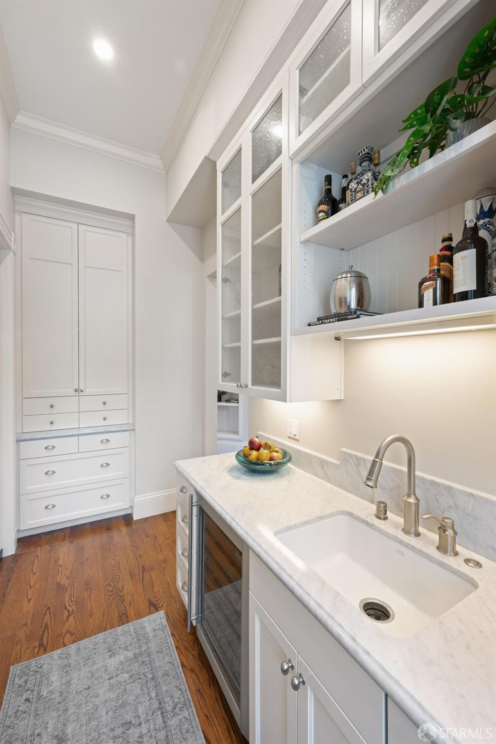 Detail Gallery Image 21 of 77 For 2700 California St, San Francisco,  CA 94115 - 6 Beds | 5/1 Baths