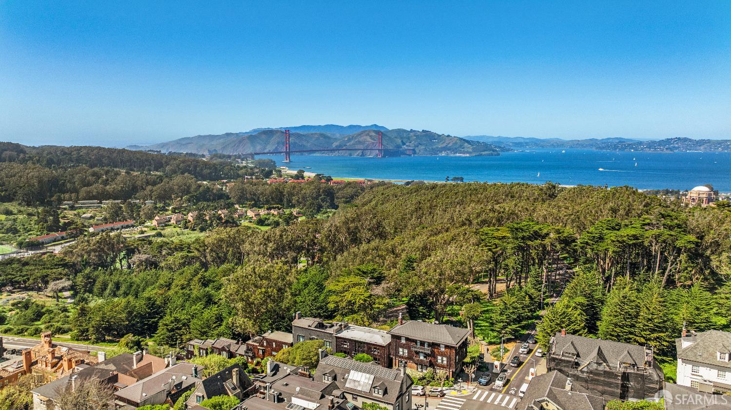 Detail Gallery Image 6 of 33 For 3232 Pacific Ave, San Francisco,  CA 94118 - 4 Beds | 3/1 Baths