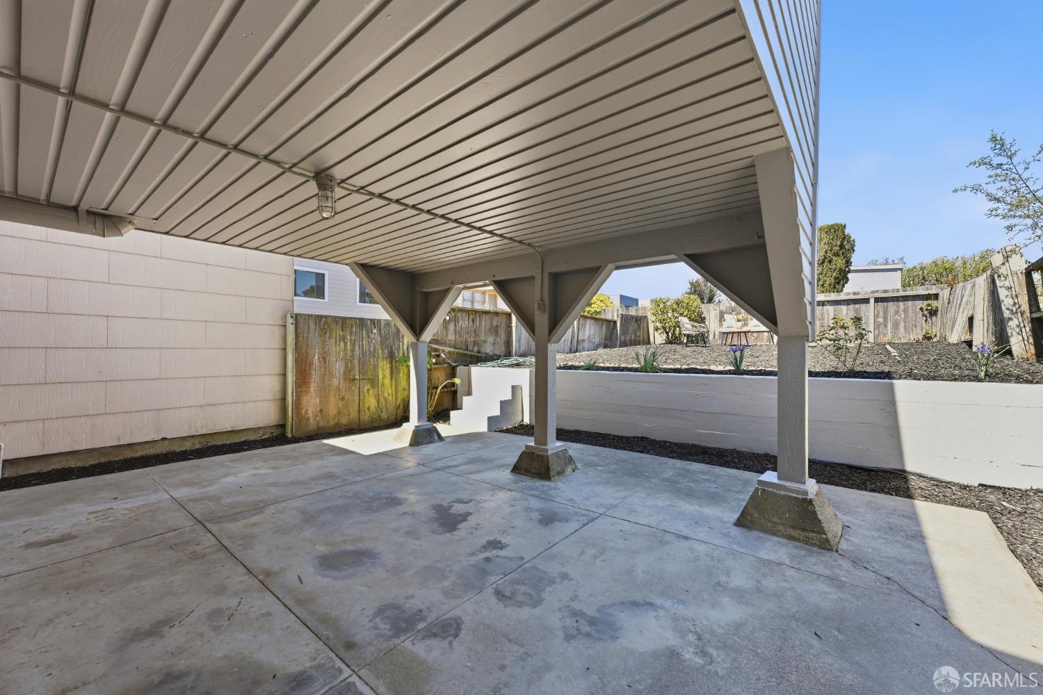 Detail Gallery Image 33 of 46 For 3626 Ulloa St, San Francisco,  CA 94116 - 3 Beds | 1/1 Baths