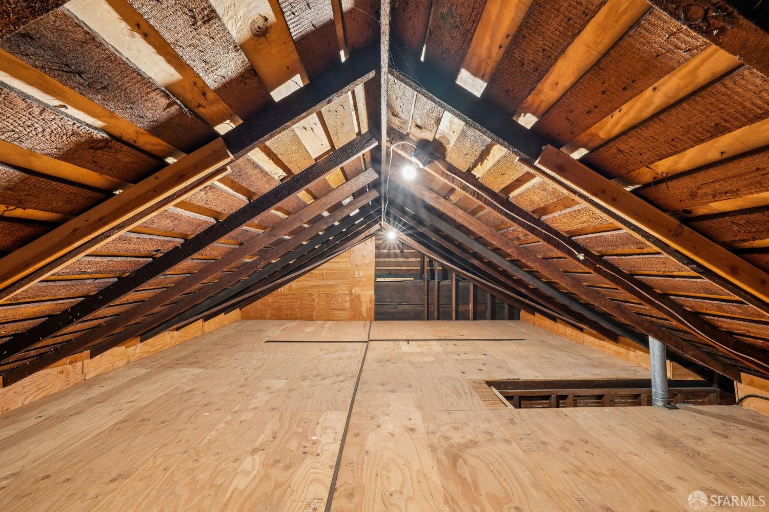 Detail Gallery Image 39 of 90 For 166 Highland Ave, San Francisco,  CA 94110 - 4 Beds | 2 Baths