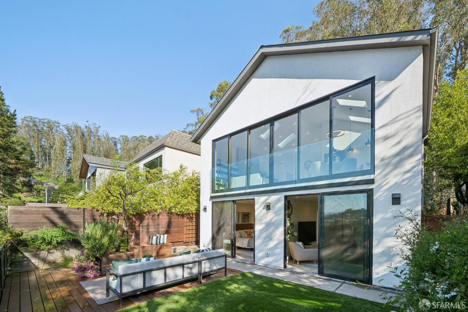 Detail Gallery Image 76 of 88 For 39 Christopher Dr, San Francisco,  CA 94131 - 5 Beds | 4 Baths