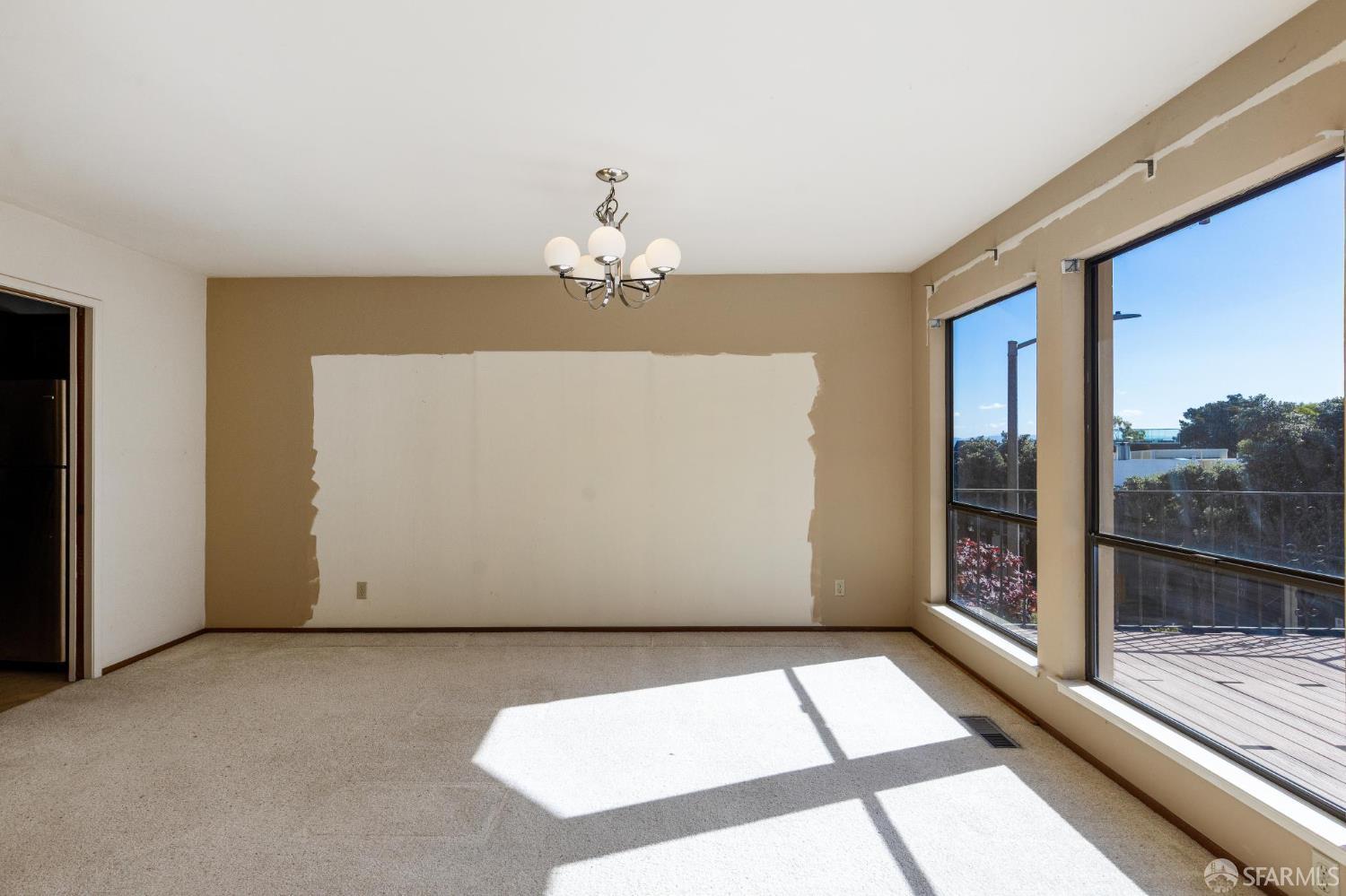 Detail Gallery Image 10 of 41 For 280 Roosevelt Way, San Francisco,  CA 94114 - – Beds | – Baths