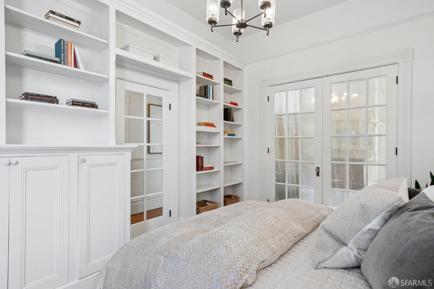 Detail Gallery Image 16 of 90 For 166 Highland Ave, San Francisco,  CA 94110 - 4 Beds | 2 Baths