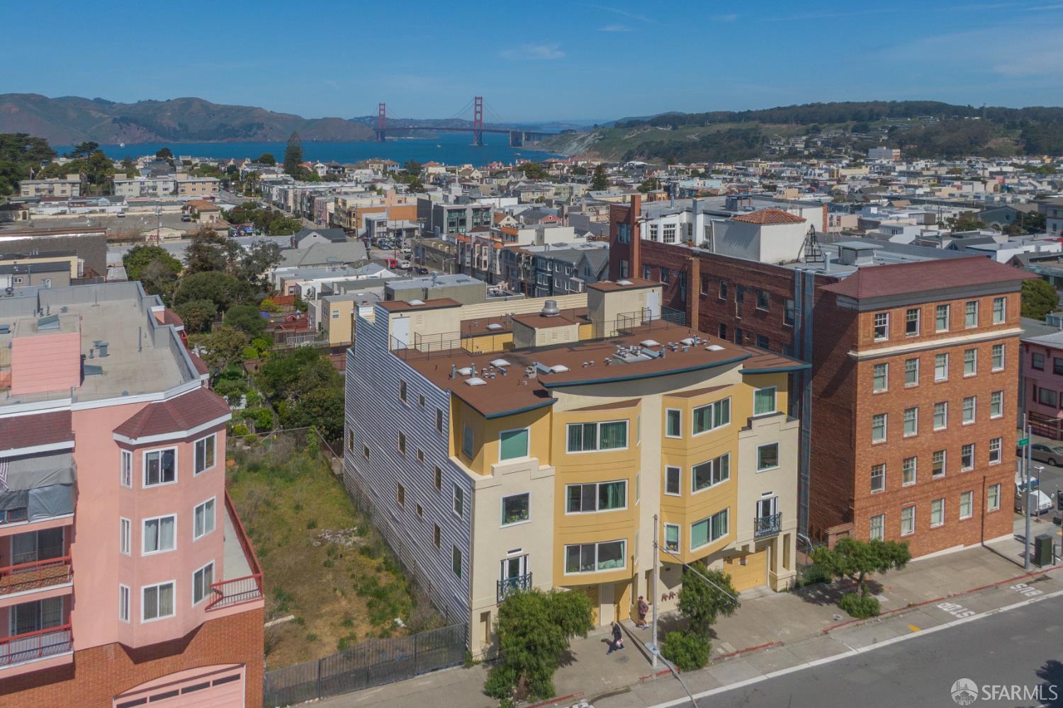 Detail Gallery Image 4 of 41 For 6838 Geary Blvd, San Francisco,  CA 94121 - – Beds | – Baths