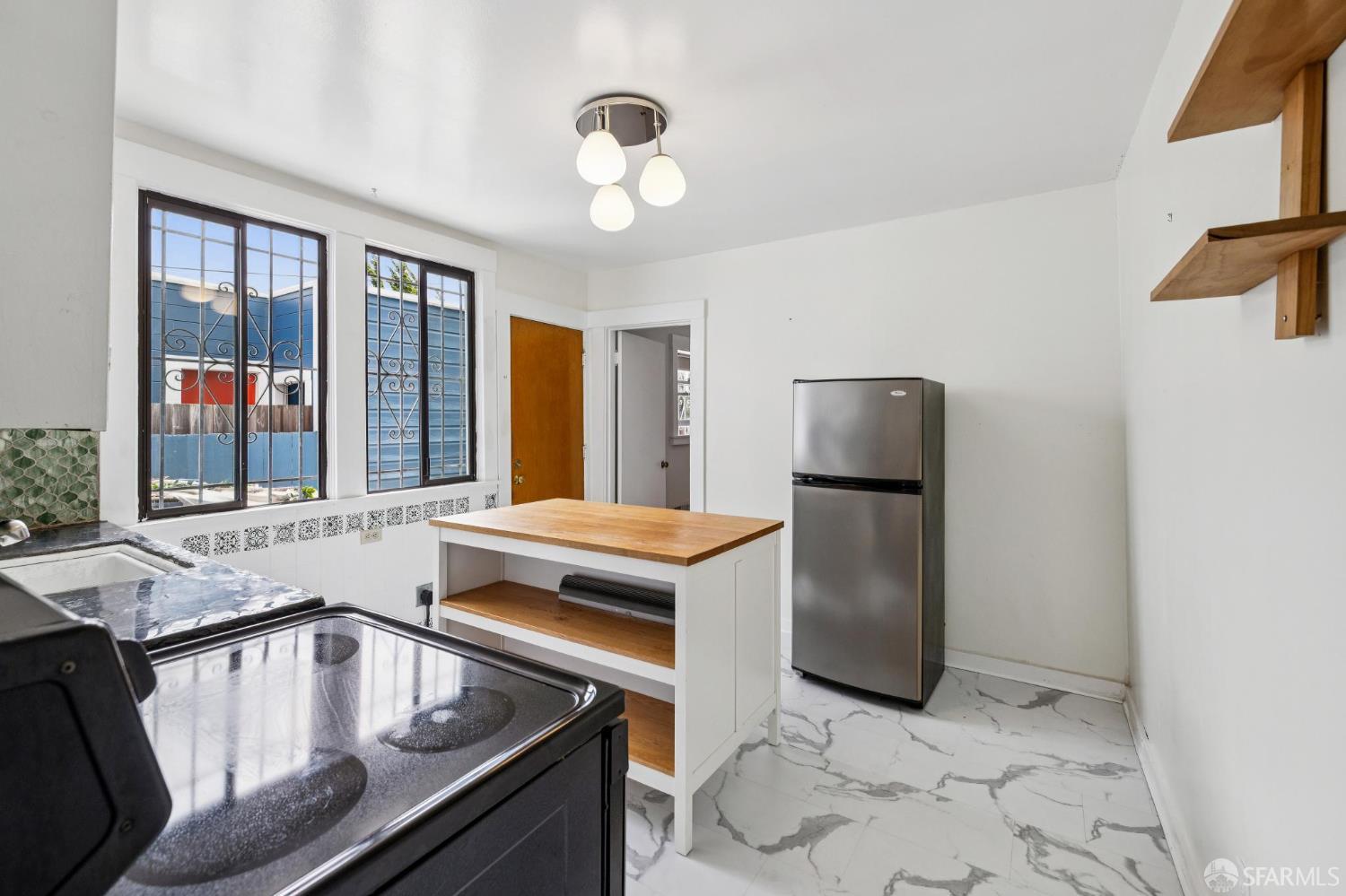 Detail Gallery Image 13 of 32 For 3623 22nd St, San Francisco,  CA 94114 - 2 Beds | 1 Baths