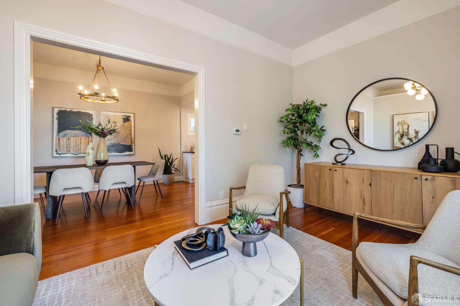 Detail Gallery Image 8 of 42 For 262 Henry St, San Francisco,  CA 94114 - 2 Beds | 1 Baths