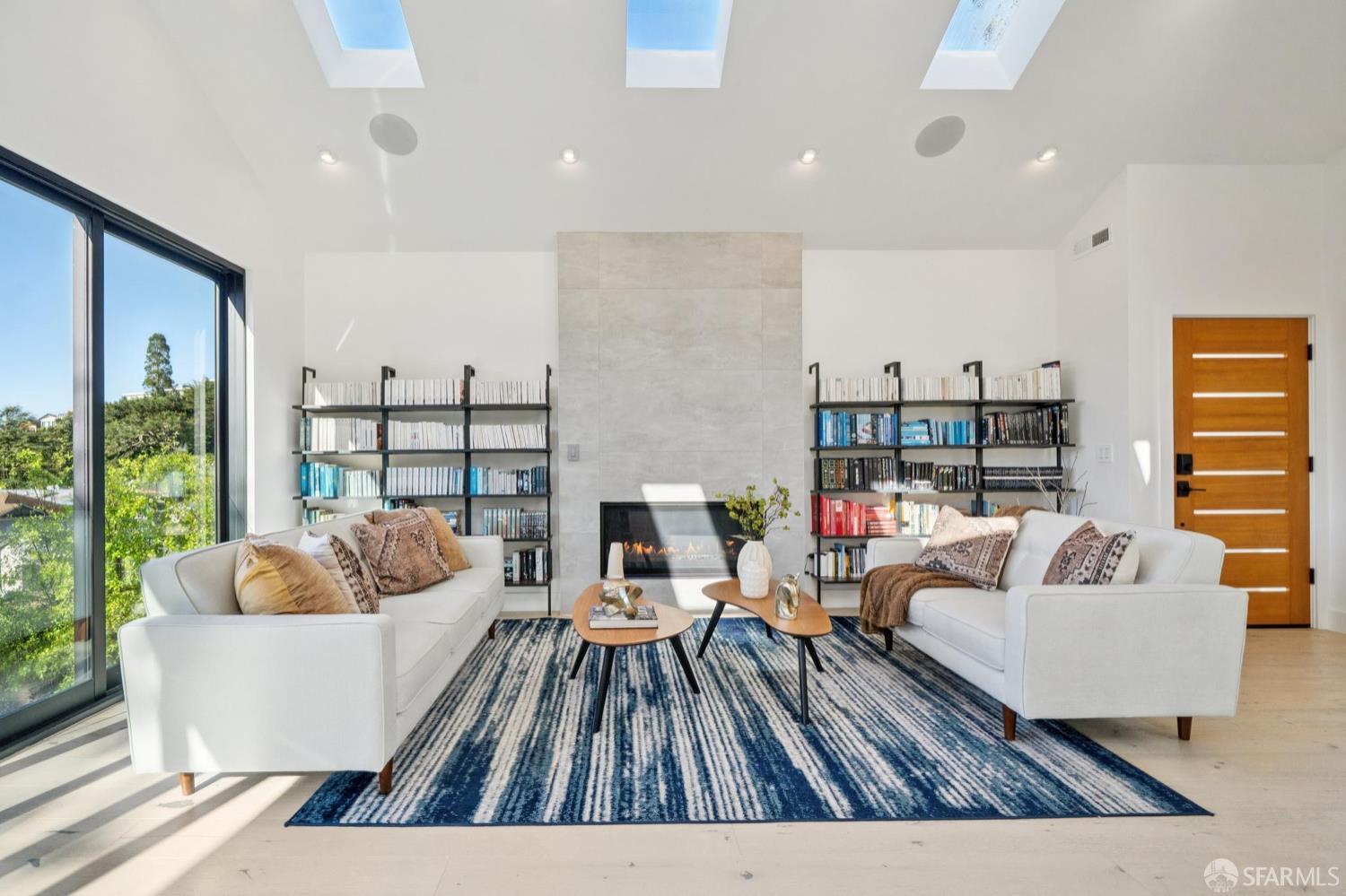 Detail Gallery Image 15 of 88 For 39 Christopher Dr, San Francisco,  CA 94131 - 5 Beds | 4 Baths