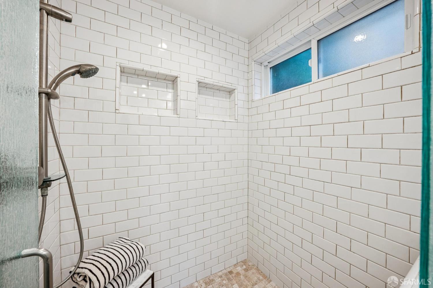 Detail Gallery Image 32 of 40 For 25 Crestmont Dr, San Francisco,  CA 94131 - 4 Beds | 3 Baths